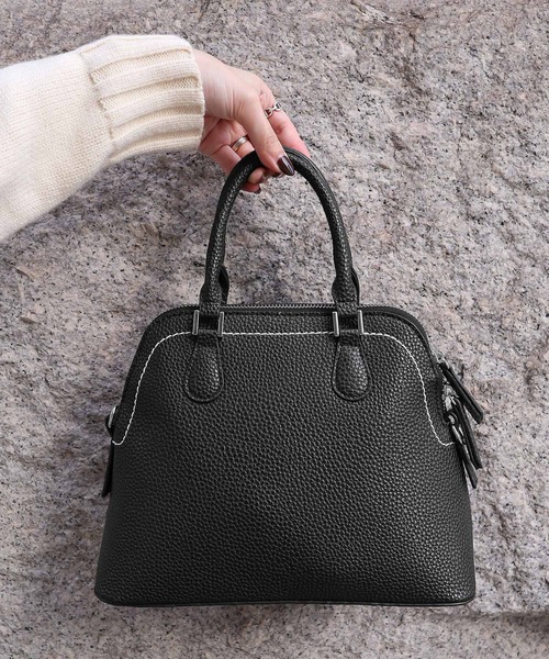 KOBE LETTUCE（コウベレタス）の「ショルダーストラップ付き2waｙステッチブガッティバッグ（ハンドバッグ・レディース・ブラック/マスタード/グレイッシュベージュ/ホワイト系/ブラウン・FREE）」の14枚目の写真