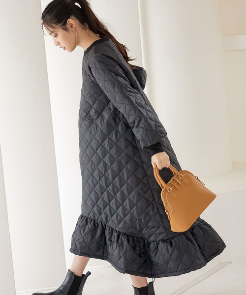 KOBE LETTUCE（コウベレタス）の「ショルダーストラップ付き2waｙステッチブガッティバッグ（ハンドバッグ・レディース・ブラック/マスタード/グレイッシュベージュ/ホワイト系/ブラウン・FREE）」の6枚目の写真