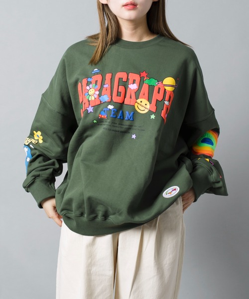Paragraph（パラグラフ）の「【Paragraph】ハッピーロゴプルオーバースウェット/Happy Logo Sweat（スウェット・メンズ・ライトグレー/ブラック/ダークグリーン/ブルー/ベージュ/オレンジ/ダークパープル・FREE）」の4枚目の写真