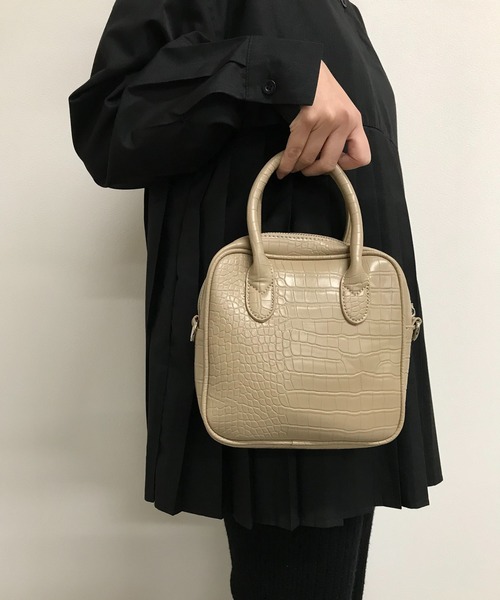 PARKS TOKYO SELECT（パークストウキョウセレクト）の「2wayクロコ柄スクエアレザーハンドバッグ（ハンドバッグ・レディース・ブラック/ベージュ/ブラウン/ホワイト・FREE）」の10枚目の写真