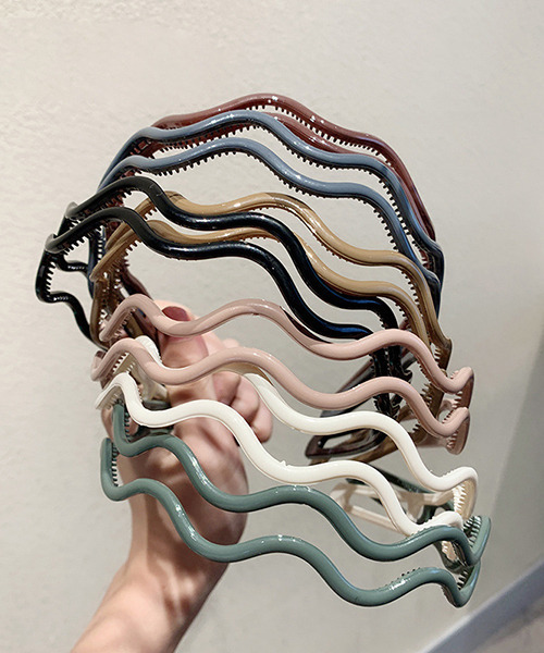 c.u.l(シーユーエル)の「【c.u.l】ダブルウエーブカチューシャ cula335(カチューシャ・レディース・ホワイト/ピンクベージュ/ブラウン/ブラック/グリーン/グレー/ボルドー・FREE)」の10枚目の写真