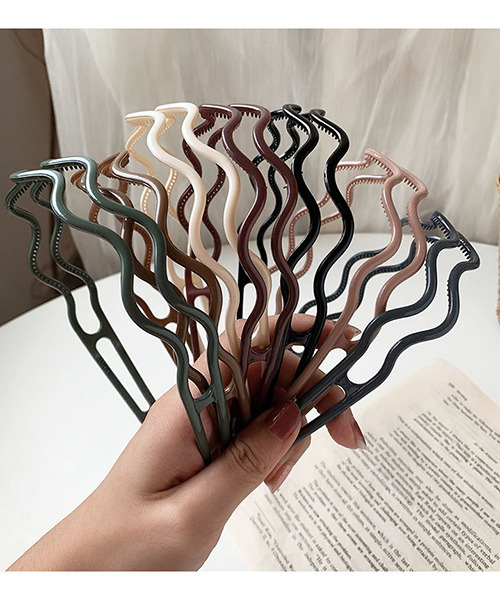 c.u.l(シーユーエル)の「【c.u.l】ダブルウエーブカチューシャ cula335(カチューシャ・レディース・ホワイト/ピンクベージュ/ブラウン/ブラック/グリーン/グレー/ボルドー・FREE)」の11枚目の写真