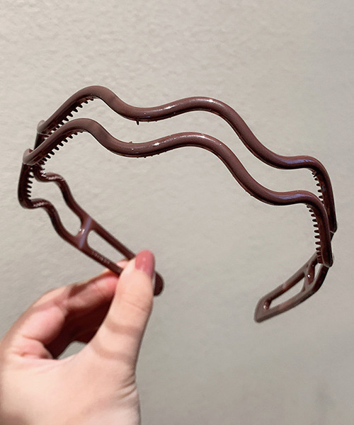 c.u.l(シーユーエル)の「【c.u.l】ダブルウエーブカチューシャ cula335(カチューシャ・レディース・ホワイト/ピンクベージュ/ブラウン/ブラック/グリーン/グレー/ボルドー・FREE)」の14枚目の写真