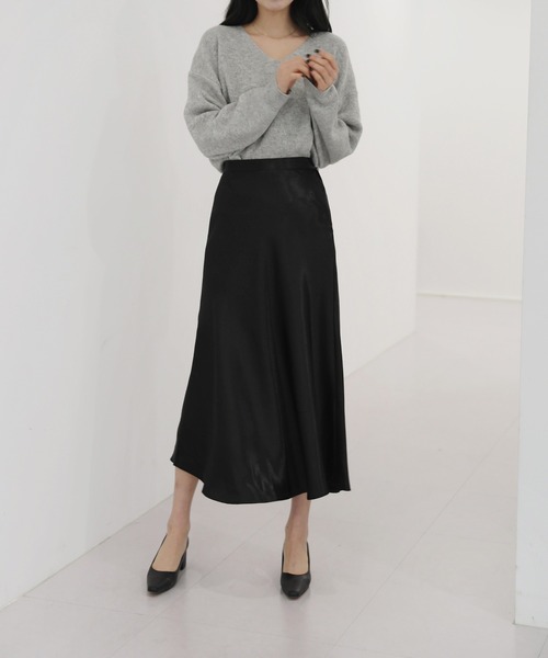 by muni:r（バイ ムニール）の「デイリーアイテムVネックニット（ニット/セーター・レディース・ブラック/グレー/ピンク/アイボリー・FREE）」の18枚目の写真