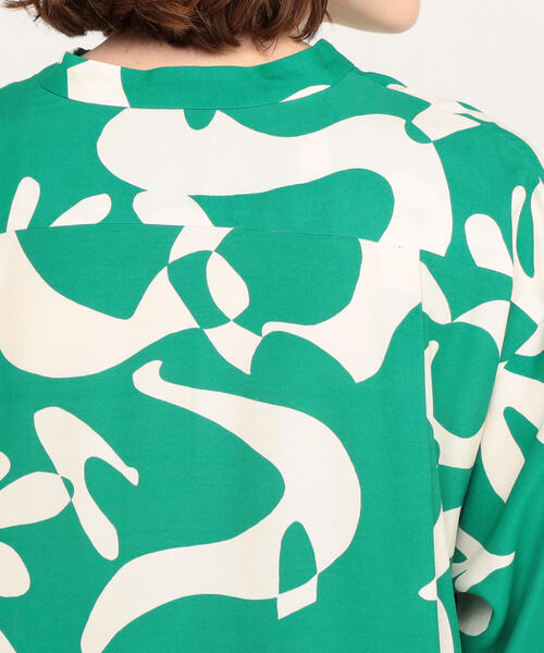 TOMORROWLAND （トゥモローランド）の「ウェイビープリント フレアワンピース（ワンピース・レディース・レッド系その他/グリーン系その他2・36/34）」の14枚目の写真