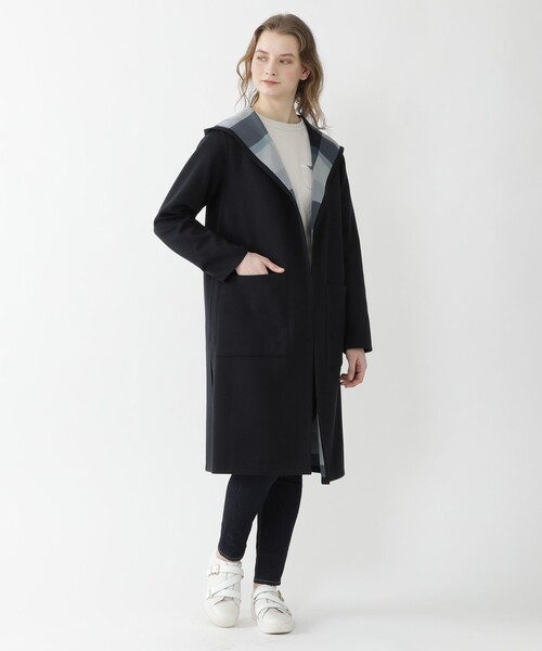 BLUE LABEL CRESTBRIDGE(ブルーレーベルクレストブリッジ)の「クレストブリッジチェックリバーシブルコーディガン(その他アウター・レディース・ダークネイビー/ネイビー/ベージュ・38)」の2枚目の写真