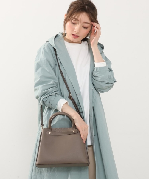 DRESKIP（ドレスキップ）の「◆【通勤】スタッズトートバッグ（ショルダーバッグ・レディース・グレー/ブラック/ブラウン系その他・00）」の3枚目の写真