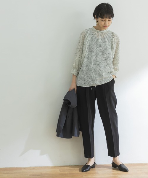 URBAN RESEARCH（アーバンリサーチ）の「ポプリンドロストテーパードパンツ（その他パンツ・レディース・ブラック/ベージュ/グリーン系その他・38/36/34）」の7枚目の写真