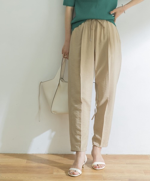 URBAN RESEARCH（アーバンリサーチ）の「ポプリンドロストテーパードパンツ（その他パンツ・レディース・ブラック/ベージュ/グリーン系その他・38/36/34）」の10枚目の写真