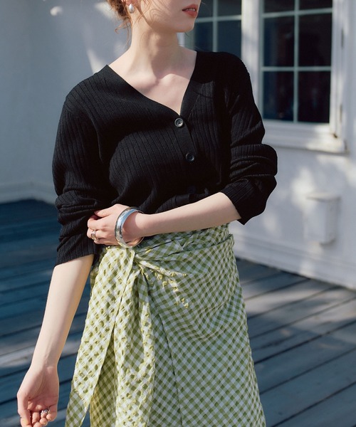 titivate（ティティベイト）の「ランダムリブニットカーディガン（カーディガン/ボレロ・レディース・アイボリー/ライトブルー/ブラウン/ブラック・S/M/L）」の3枚目の写真