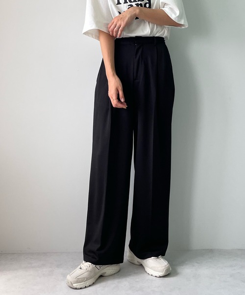 LE MORE（リモア）の「ポンチストレートカラータックパンツ（その他パンツ・レディース・アイボリー/グリーン/オレンジ/ピンク/ブラック・FREE）」の3枚目の写真