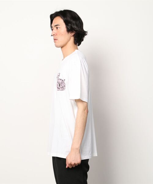 ALLSAINTS(オールセインツ)の「SHAKA CREW T-SHIRT | SHAKA クルー Tシャツ(Tシャツ/カットソー・メンズ・ホワイト・S/XS/M/L)」の2枚目の写真