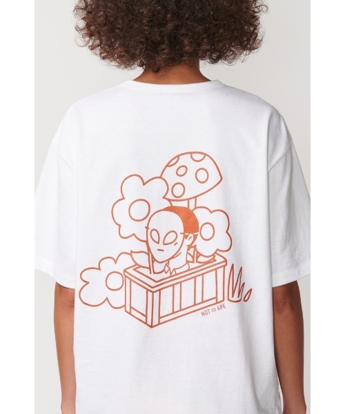 Not So Ape（ノットソーエイプ）の「ALIEN IN THE PLANT T-SHIRT（Tシャツ/カットソー・メンズ・マスタード/ホワイト/ライトベージュ・LARGE/MEDIUM/X-LARGE）」の15枚目の写真