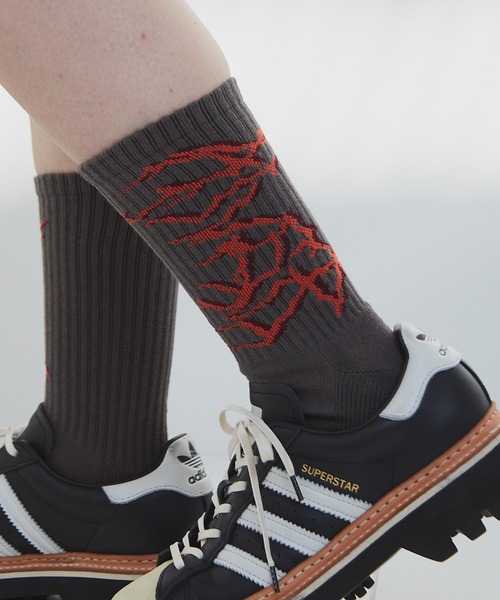 AIVER（アイバー）の「AIVER　棘ロゴソックス　MADE IN JAPAN（ソックス/靴下・メンズ・チャコールグレー/ブラック/オフホワイト・FREE）」の18枚目の写真