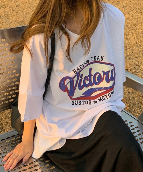VitaFelice(ヴィータフェリーチェ)の「ロゴ オーバーサイズTシャツ(Tシャツ/カットソー・レディース・グレー/ブラウン/ホワイト・FREE)」の20枚目の写真
