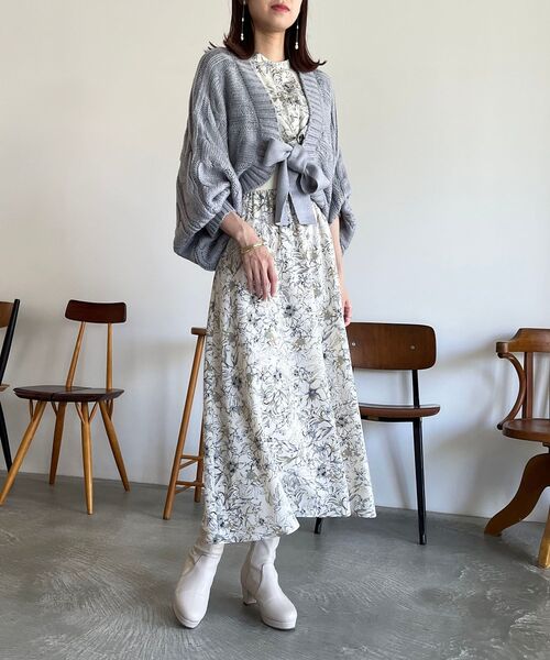 MAJESTIC LEGON(マジェスティックレゴン)の「パピヨンスリーブコルセットワンピ(ワンピース・レディース・ホワイト系その他2/ブラウン系その他2/ブルー系その他2・SMALL/MEDIUM)」の16枚目の写真