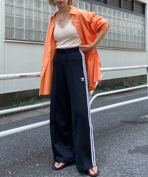 アディダス　希少　タグ付　PRIMEBLUE リラックス　ワイドレッグパンツ アディダスオリジナルス) adidas Originals PRIMEBLUE
