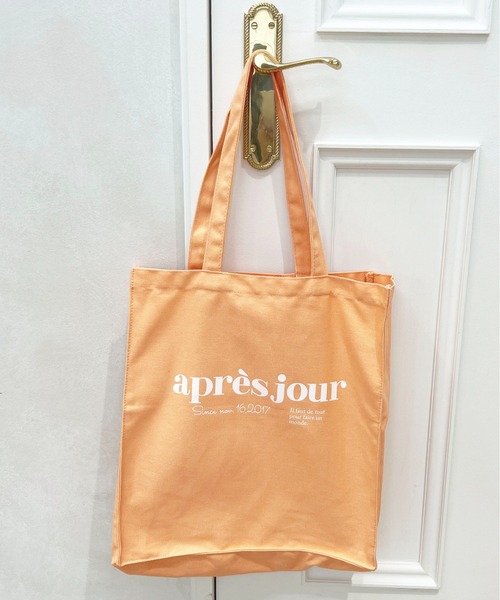 apres jour（アプレジュール）の「ロゴカラートートバッグ【ZOZOTOWN限定アイテム】（トートバッグ・レディース・イエロー/パープル/オレンジ/ブルー/レッド/ピンク/オフホワイト/ブラック/グリーン・ﾌﾘ-）」の9枚目の写真
