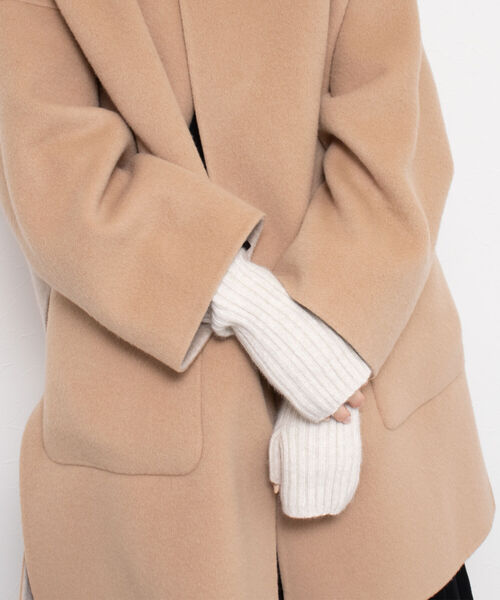 NOLLEY’S（ノーリーズ）の「ウォッシャブルヘアリーニットアームウォーマー（手袋・レディース・ライトグレー/ベージュ/イエロー/ベビーピンク・FREE）」の6枚目の写真