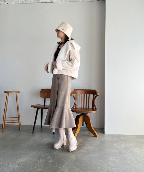 MAJESTIC LEGON（マジェスティックレゴン）の「fluffyライダース（その他アウター・レディース・ベージュ/ブラウン/アイボリー・SMALL/MEDIUM）」の12枚目の写真