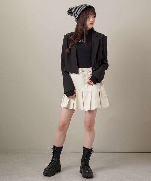 SPINNS（スピンズ）の「【セットアップ対応商品】ショート丈 テーラードジャケット（テーラードジャケット・レディース・ホワイト/ブラック/チャコール・ONESIZE）」の5枚目の写真