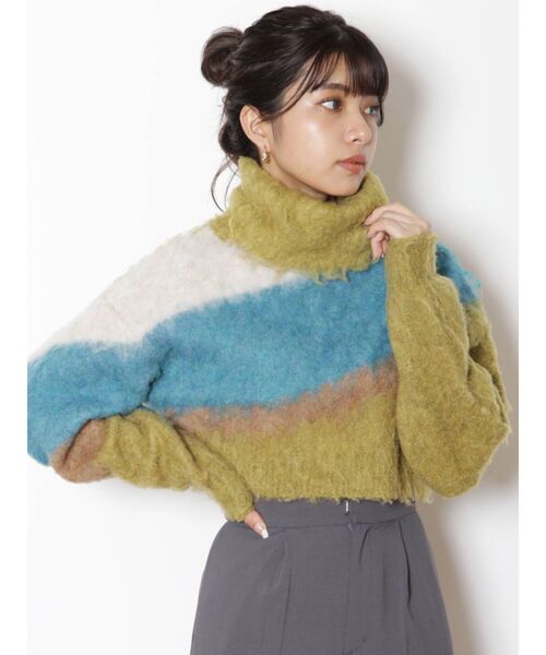 MURUA（ムルーア）の「エアリーショートオフタートルニット（ニット/セーター・レディース・アイボリー/ブルー/モカ/その他1・FREE）」の21枚目の写真