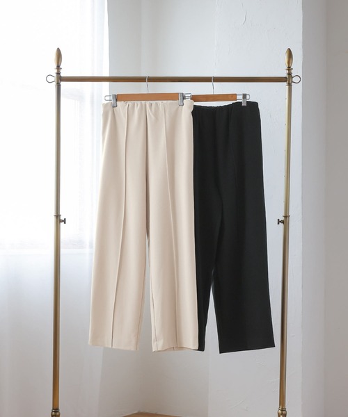 ウエストギャザーストレートパンツ（その他パンツ）｜Isn't She?（イズントシー）