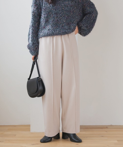 ウエストギャザーストレートパンツ（その他パンツ）｜Isn't She?（イズントシー）