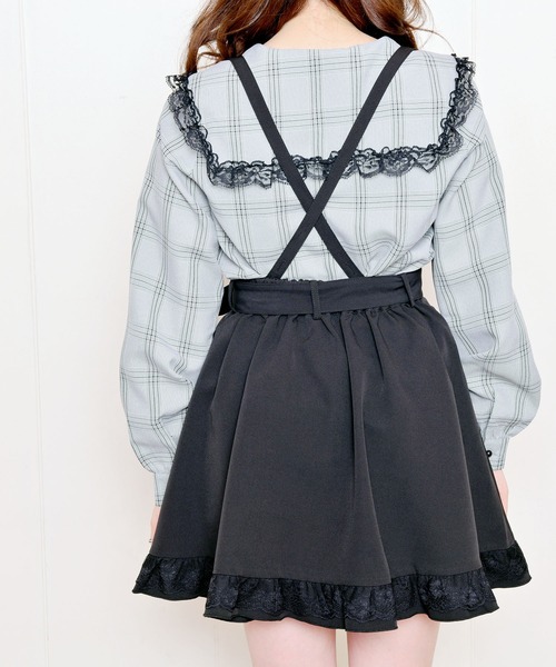 MA*RS（アメーバーマーズ）の「ハートバックルフレアスカート