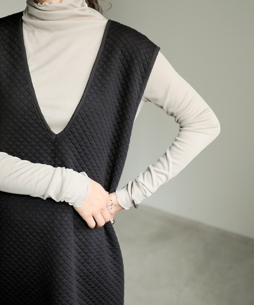 select MOCA（セレクトモカ）の「2022 AW Vネックキルティングロング