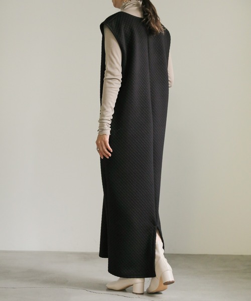 select MOCA（セレクトモカ）の「2022 AW Vネックキルティングロング