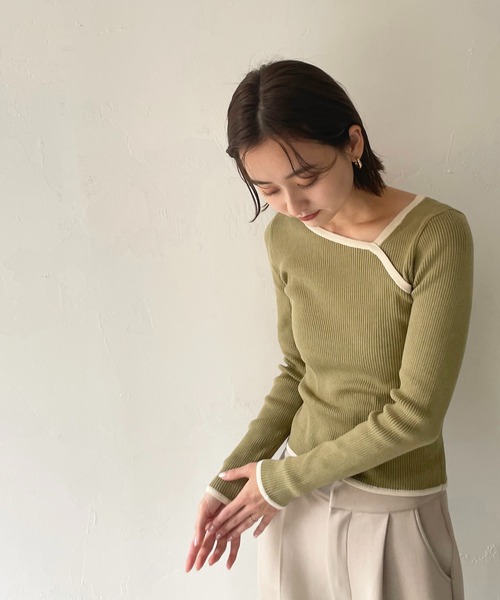 CLEIO(クレイオ)の「【CLEIO】カットアウトリブニット(ニット/セーター・レディース・ライトグリーン/アイボリー/ベージュ・FREE)」の7枚目の写真
