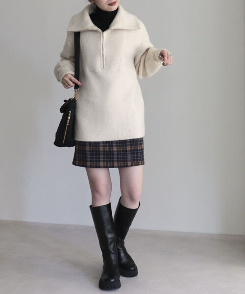 fredy emue（フレディエミュ）の「ハーフZIPニットプルオーバー（ニット/セーター・レディース・ピンク/ライトグレー/アイボリー・38）」の6枚目の写真