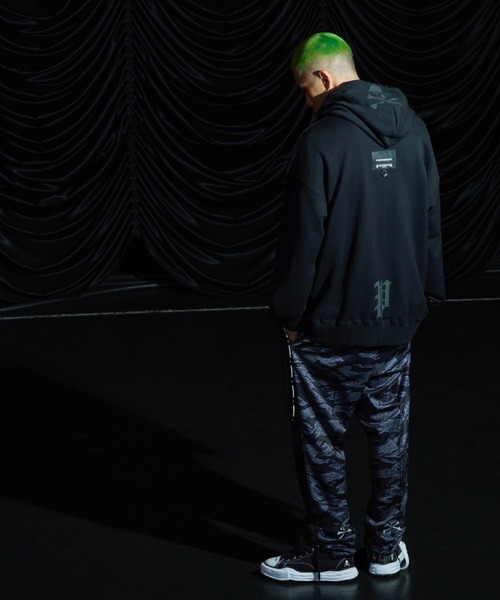 MASTERMIND WORLD(マスターマインドワールド)の「【PHENOMENON × MASTERMIND WORLD / フェノメノン×マスターマインドワールド】BLK TIGER CAMO TRACK PT / ブラックタイガーカモ トラックパンツ(その他パンツ・メンズ・ブラック・SMALL/MEDIUM)」の8枚目の写真
