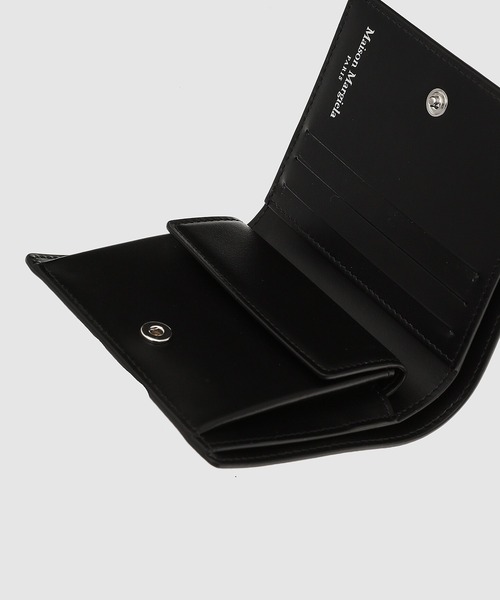 Maison Margiela(メゾンマルジェラ)の「WALLETS(財布・メンズ・ブラック/マスタード/ホワイト・FREE)」の7枚目の写真