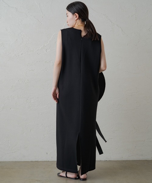 【新品タグ付】ラウンジドレス ノースリカットワンピース ブラック LOUNGEDRESS（ラウンジドレス）の「ノースリカットワンピース