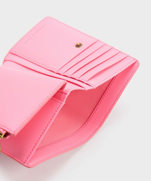 台湾 CHARLES&KEITH Keely スナップボタン 折りたたみ財布 セール】スナップボタン スモールウォレット（財布）｜CHARLES