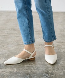 ストラップフラットシューズ