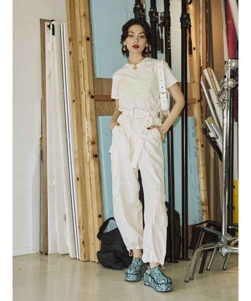 jouetie（ジュエティ）の「バタフライドッキング Tシャツ（Tシャツ/カットソー・レディース・オフホワイト/ピンク/ブラック・MEDIUM）」の9枚目の写真