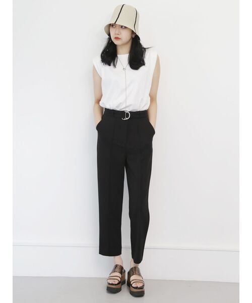 MURUA(ムルーア)の「センタープレステーパードパンツ(その他パンツ・レディース・ブラック/グリーン・1/2)」の12枚目の写真