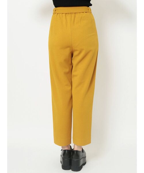 MURUA(ムルーア)の「センタープレステーパードパンツ(その他パンツ・レディース・ブラック/グリーン・1/2)」の20枚目の写真