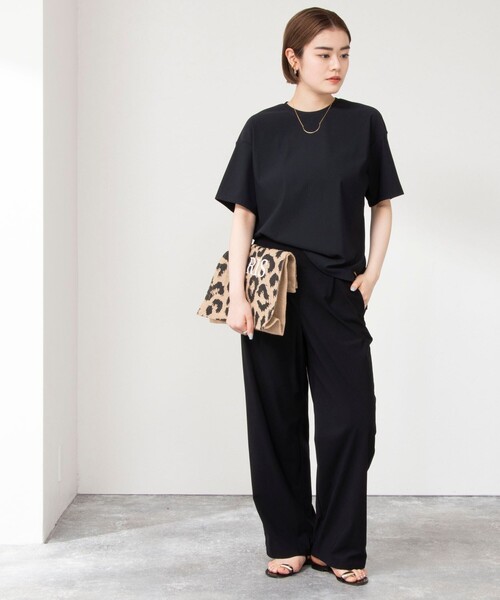 NOLLEY’S(ノーリーズ)の「◇【WEB限定】アクティビティシリーズ《高機能素材》UVカットタックワイドパンツ(その他パンツ・レディース・ネイビー/ブラック・36/40/38)」の15枚目の写真