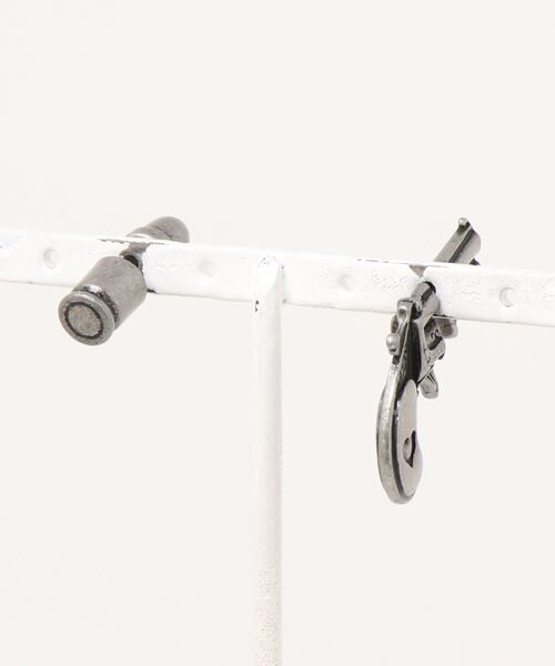 an meets zakka(アンミツザッカ)の「an meets zakka トイボックスピアス(ピアス(両耳用)・メンズ・A/B/C/D/E/F/G/H/I/J/K/L・ONE SIZE)」の15枚目の写真