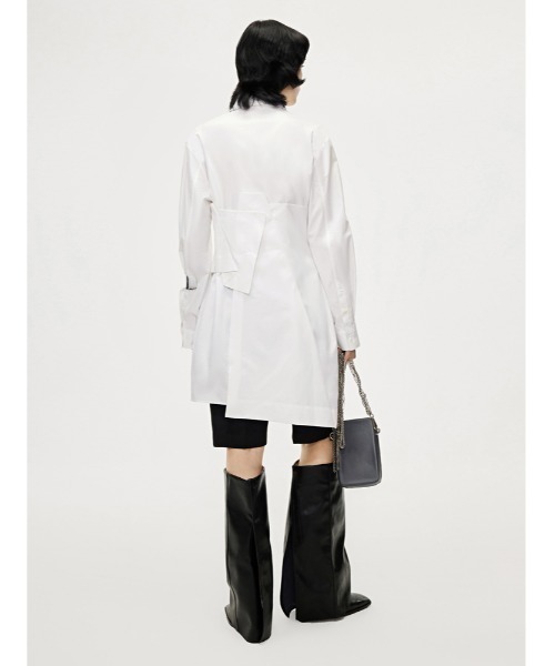 JNBY(ジェーエヌビーワイ)の「Dressy Cotton Long Shirt(シャツ/ブラウス・レディース・ブラック/ホワイト/グリーン・38/36/40)」の20枚目の写真