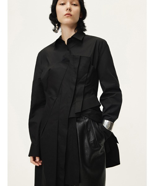 JNBY(ジェーエヌビーワイ)の「Dressy Cotton Long Shirt(シャツ/ブラウス・レディース・ブラック/ホワイト/グリーン・38/36/40)」の19枚目の写真