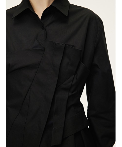 JNBY(ジェーエヌビーワイ)の「Dressy Cotton Long Shirt(シャツ/ブラウス・レディース・ブラック/ホワイト/グリーン・38/36/40)」の8枚目の写真