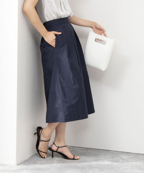 NOLLEY’S(ノーリーズ)の「ウォッシャブルタフタキュロットパンツ(その他パンツ・レディース・ブラック/ネイビー/オフホワイト・38/36)」の20枚目の写真
