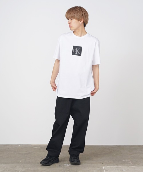 Calvin Klein(カルバン・クライン)の「Calvin Klein/カルバンクライン SS CENTER MONOGRAM BOX LOGO CREWNK TEE Tシャツ(Tシャツ/カットソー・メンズ・ホワイト/ブラック・M/L/XL)」の11枚目の写真
