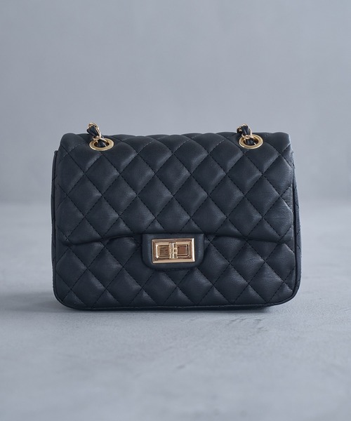 VIS（ビス）の「【2WAY】フェイクレザー＆ベロアキルティングショルダーバッグ（ショルダーバッグ・レディース・ブラック/オフホワイト/ピンク・FREE）」の6枚目の写真