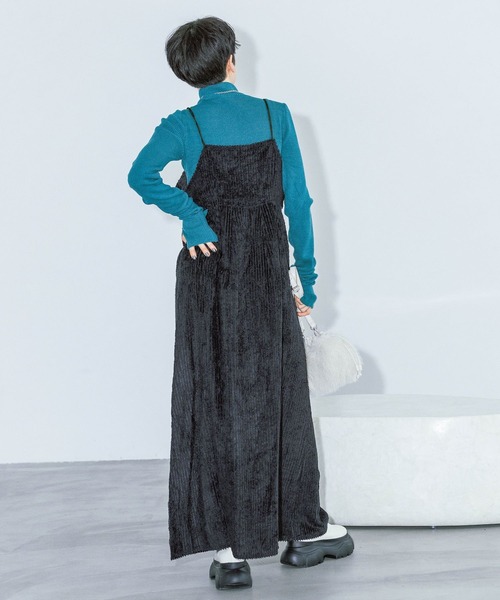 PAGEBOY（ページボーイ）の「2WAYベロアキャミワンピース（ワンピース・レディース・ブラック/オフホワイト・FREE）」の7枚目の写真